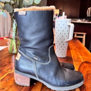 PIKOLINOS Black Leather Winter Boots with Tan Trim
